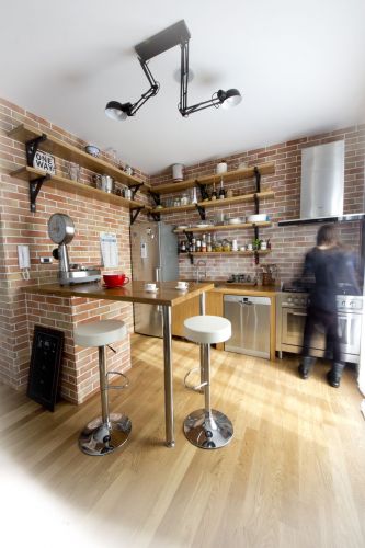 Archisio - Progetto di Salvo Lombardo - Sono progettista e designer di interni mi occupo di estimo immobiliare assistenza nelle transazioni e in sede di giustizia civile Adoro lo stile industrial