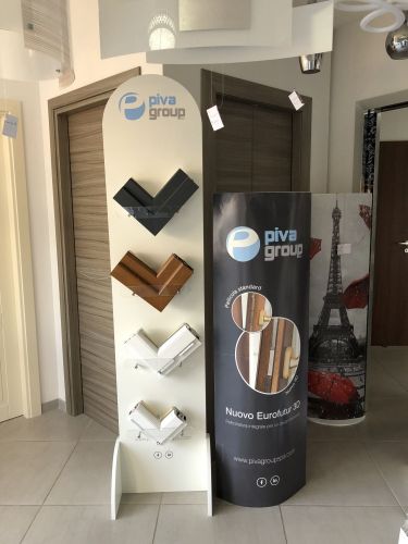 Archisio - Showroom di Marano Luci Porte Sas Di Marano Matteo C - Rivenditori di articoli per illuminazione e serramenti sia interni che esterni