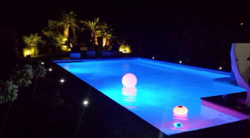 Archisio - Showroom di Nuovaluce Lab - La nostra attivit spazia dalla consulenza allo studio illuminotecnico del progettodalla fornitura e installazione dei prodotti fino allassistenza post vendita Nel nostro punto vendita accompagn