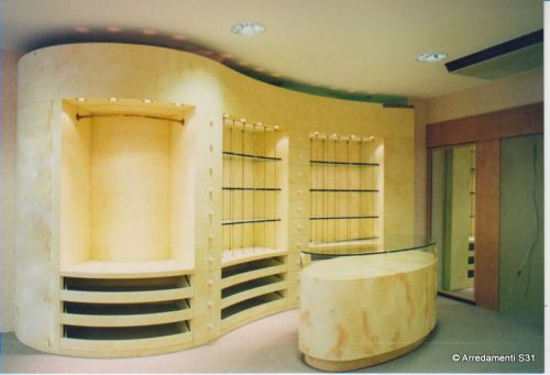 Archisio - Lavoro di Arredamenti S31 Di Salviato Nicola - Recupero la soluzione che ho concepitonovostyle contro lo spreco e la bassa qualit Anna salviato nasce a mestre nel 1977 si diploma al liceo artistico statale di venezia Frequenta un cor