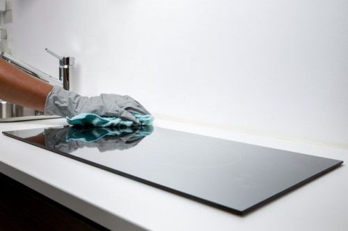 Archisio - Lavoro di Easy Service Solutions - Easy service solutions si occupa in particolare di pulizie e servizi di ristrutturazione