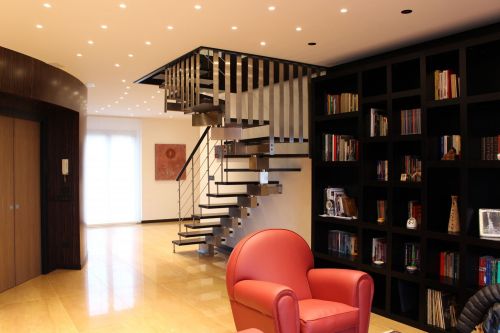 Archisio - Showroom di Miba srl - La mi Ba distributore di serramenti di alta qualit dal 1978 La vasta esperienza maturata unita alla nostra continua attenzione alla ricerca ci consentono di essere annoverati tra le aziende