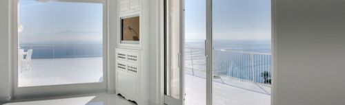 Archisio - Showroom di Ristruttura Arte - Un team giovane e dinamico una profonda conoscenza nel settore dei serramenti interni ed esterni e lobiettivo di creare una struttura capace di offrire ai clienti la possibilita di toccare co