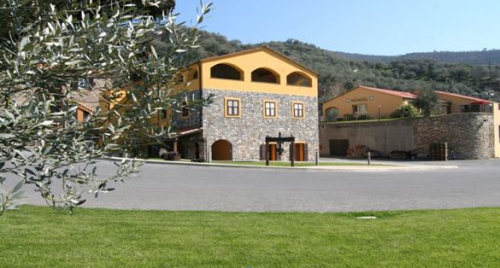 Archisio - Lavoro di Vimat srl - La societ vimat srl da sempre unazienda impegnata nel settore di costruzioni e trasporti lesperienza e le competenze nel settore edile sviluppate nel corso degli anni dove possiamo fornire