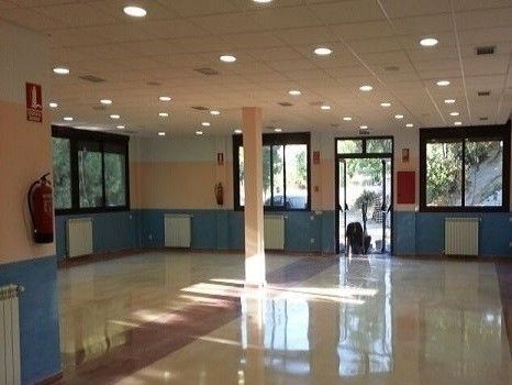 Archisio - Lavoro di Proedile Srls - Lucidatura Marmo Granito - Tutte le pavimentazioni hanno la propria usura naturale con il sistema della levigatura possibile riportare marmi marmette marmittoni graniglie segati di marmo pavimenti alla veneziana bolle