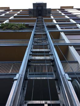 Archisio - Lavoro di Gabbiano Group srl - Il trasloco considerato uno dei momenti pi stressanti della vita delle persone Sia quando il trasferimento quello dellabitazione o della casa sia quando si tratta di trasferire unaziend