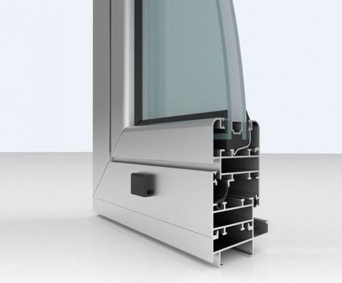 Archisio - Showroom di Ristruttura Arte - Un team giovane e dinamico una profonda conoscenza nel settore dei serramenti interni ed esterni e lobiettivo di creare una struttura capace di offrire ai clienti la possibilita di toccare co