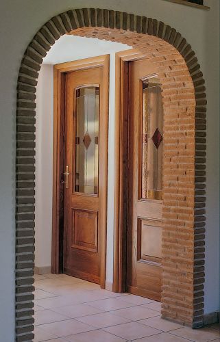 Archisio - Showroom di Linfisso - Linfisso si contraddistingue per labilit artigiana lorganizzazione e la precisione industriale la passione per il prodotto tradotta in tecnologia e qualit Alla continua ricerca delle mig