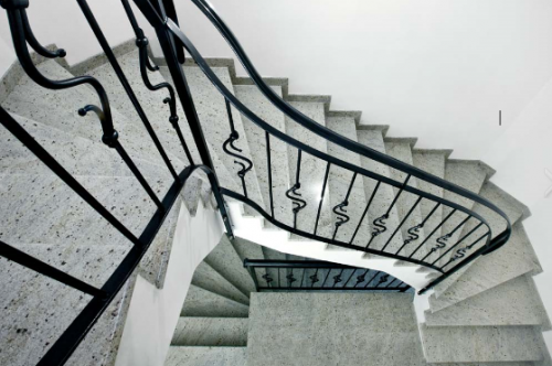 Archisio - Lavoro di Cappellini srl - Dagli anni 60 lazienda si dedica alla lavorazione della pietra del marmo e del granito sviluppando cos una competenza tecnologica sempre pi sofisticata Questa per va di pari passo con u