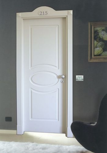 Archisio - Showroom di Novalegno S R L - La novalegno s R L un industria produttrice di porte ed infissi in legno che vanta unesperienza nel settore di quattro generazioni Lorganizzazione aziendale permette una produzione estremam