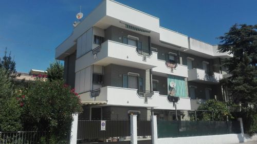 Archisio - Lavoro di Filcas Costruzioni - Lazienda filcas costruzioni e ristrutturazioni impresa 100 italiana opera da 20 anni nel settore edile in ambito provinciale e regionale La nostra azienda vi da la possibilit di effettuare p