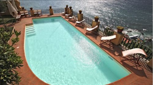 Archisio - Showroom di Tgs Piscine - Tgs piscine concessionario esclusivo piscine castiglione nella zona di frosinone e provincia Da oltre trentanni pensiamo costruiamo e ristrutturiamo piscine su tutto il territorio nazionale sia