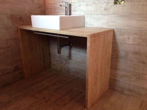 Archisio - Lavoro di Marmi 3 Snc - Lavorazioni artistiche-lavorazioni marmigraniti e pietre-arte funeraria epigrafi rivestimenti edicole funerarie-edilizia-arredi e restauri