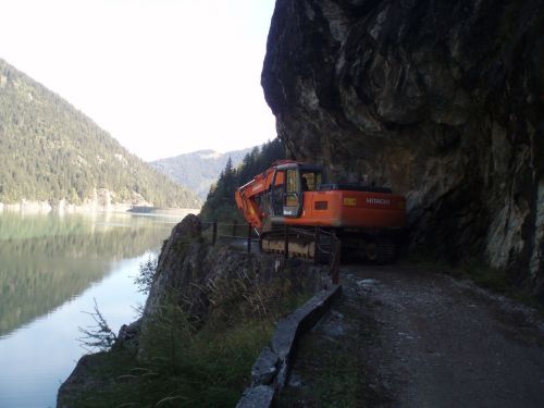 Archisio - Lavoro di Cb Cioccarelli Bruno - Siamo unimpresa edile specializzata in movimento terra