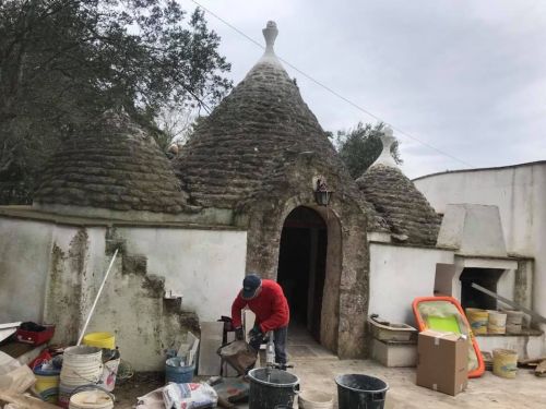 Archisio - Lavoro di Prontotraslochi - Prontotraslochi dal 2005 si occupa di traslochi depositi montaggio e smontaggio dei mobili svuotamento delle cantine e offre i suoi servizi a cittadini privati aziende e multinazionali Il nostro