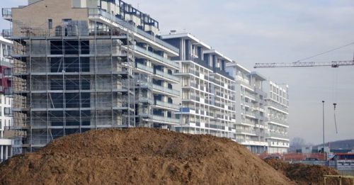 Archisio - Lavoro di Impresa Edile Cpm - Limpresa edile c P M esegue lavori di ristrutturazione alloggi rifacimento tetti muri in pietra coibentazione tetti rifacimento facciate costruzione villette intonaci bonifica amianto Essa