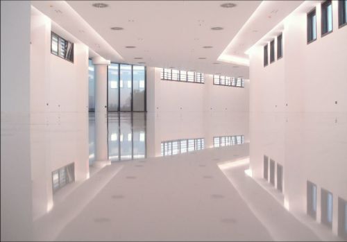 Archisio - Lavoro di In Resina - E una ditta specializzata nella realizzazione in tutti i sistemi di pavimenti e rivestimenti in resina Grazie allesperienza maturata in cantiere e al continuo aggiornamento in grado di offrire