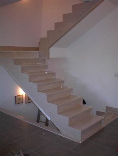 Archisio - Lavoro di Bottega Del Marmo - La lavorazione del marmo unarte che si tramanda nel tempo attraverso lesperienza e labilit di maestri artigiani Da pi di ventanni ci dedichiamo a questa attivit con passione e dedizione