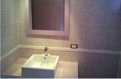 Archisio - Lavoro di Edil Restauri Installazioni Caldaie - Siamo circa 10 artigiani specializzati per ogni esigenza edile il nostro team composto da muratori edili con molti anni di esperienza idraulici e termoidraulici specializzati in grado di ese