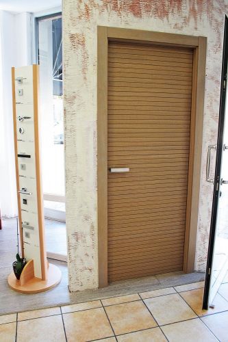 Archisio - Showroom di Methodo Progetto Casa - Methodo progetto casa il risultato dellesperienza pluriennale maturata dai titolari nei settori della falegnameria e del montaggio di infissi Nata nel 2009 lattivit si segnala come una re