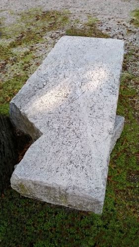 Archisio - Lavoro di Ditta Campofredano Donato - La ditta campofredano donato sita a ururi e vanta grande esperienza nel settore della lavorazione di marmi e graniti La ditta campofredano donato che si avvale di personale qualificato e molto es