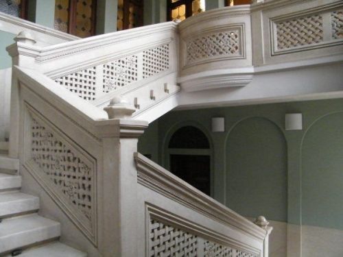 Archisio - Lavoro di Casadio Ferdinando - La nostra attivit si occupa principalmente di tinteggiature di interni ed esterni e verniciatura di edifici di recupero e di nuova costruzione rivestimento in marmorinostucco veneziano e intonachi