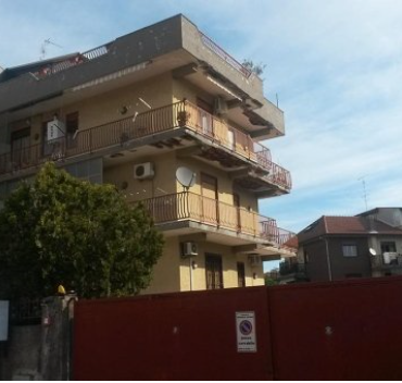 Archisio - Lavoro di Rsristrutturazioni srl - Rs ristrutturazioni un impresa edile di catania che nasce nel 2009 quando il suo titolare che vanta esperienza pluriennale nel settore maturata come geometra presso un azienda di costruzioni