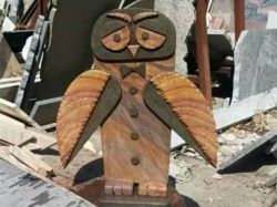 Archisio - Lavoro di Cabras Claudio - Claudio cabras realizza oggettistica darredamento complementi darredo in marmo granito pietra naturale ed altro Vengono eseguiti bassorilievi di ogni tipo con la possibilit di personalizz