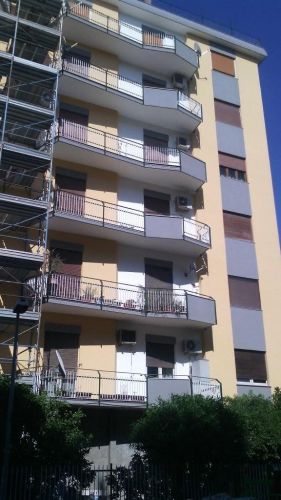 Archisio - Lavoro di Edil Termo Idrica - La edil termo idrica si trova a palermo ed unazienda artigiana specializzata in costruzioni e ristrutturazioni edili dal 1980 interviene nella ristrutturazione costruzione di appartamenti ville