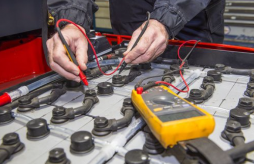 Archisio - Lavoro di Elettropoint - Elettropoint opera in un settore molto delicato quella della realizzazione di impianti elettrici che comprende anche linstallazione e assistenza per dispositivi audio dallarme e di video sorv