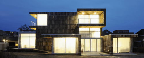 Archisio - Showroom di Beccai Avvolgibili - Dal 1926 la ditta beccai avvolgibili a firenze offre servizi di riparazione sostituzione installazione e motorizzazione di avvolgibili serramenti tende da sole e inferriate Operiamo da quasi nov