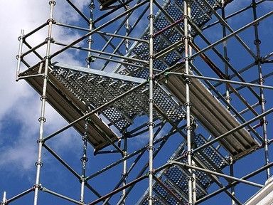 Archisio - Lavoro di Lito Ponteggi - Rappresentiamo da tempo una solida e concreta realt che opera in toscana riuscendo a garantire unelevata qualit per le soluzioni fornite legate a tempi rapidi di risposta e di esecuzione La lit