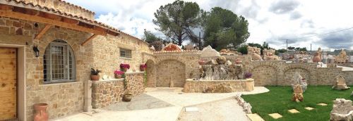 Archisio - Lavoro di Lg Marmi E Pietre - Lazienda lg marmi e pietre realizza qualsiasi tipo di lavorazione su misura cercando di venire incontro alle esigenze della propria clientela Grazie allausilio di macchinari tecnologicamente av