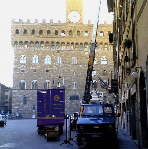 Archisio - Lavoro di Rondinella Traslochi E Trasporti - Traslochi nazionali e internazionali civili e industrialitrasporti anche di piccoli o pochi oggettifornitura imballi per ogni esigenzasmontaggio e rimontaggio cucine mobili antichi e moderni