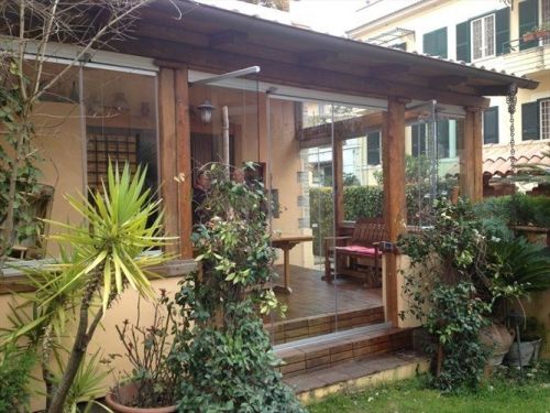 Archisio - Showroom di Fabi Claudio - Porte Blindate - Fabi claudio a viterbo una realt ormai consolidata in tutta la provincia Fondata nel 1981 dal titolare lazienda pu oggi contare anche sullapporto energico e vitale del figlio Si potreb