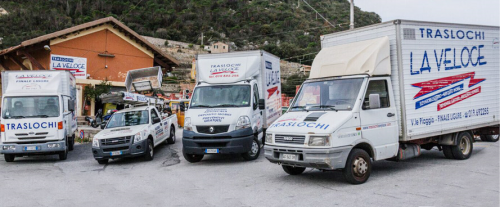 Archisio - Lavoro di La Veloce Traslochi - Dal 1967 il nostro slogan recita precisione seriet e onest Questo quello che da quasi 50 anni ci impegniamo a fare per voi Oggi le braccia sono giovani e forti ma lesperienza quella che