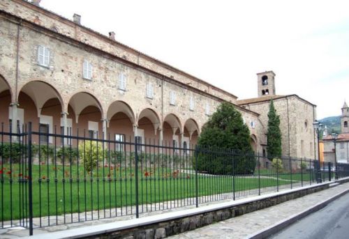 Archisio - Lavoro di Carpenteria Sartori - Da oltre 50 anni la carpenteria sartori unisce esperienza ed innovazione le competenze artigiane alle pi moderne tecniche di lavorazione dei metalli Ci che non cambia sono la cura e la competen