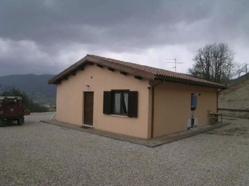 Archisio - Lavoro di Boccanera Costruzioni Snc Ristrutturazioni Restauri - Limpresa trae origine da tre generazioni di mastri muratori La qualita dellimpresa prima ancora di ottenere la certificazione uni en iso 90012000 dal 2003 era attestata dalla reputazion