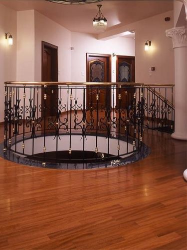 Archisio - Showroom di Gn Legno - Vendita stufe termocamini pellet legna da ardere tettoie e parquet