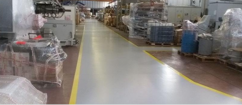Archisio - Lavoro di Svariep - Applichiamo pavimenti e rivestimenti di vario tipo con vari gradi di finitura dal semplice autolivellante liscio fino ad una finitura con un elevato antisdruciolo Disponibili anche pavimenti e rives
