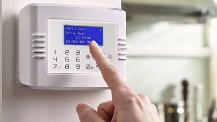 Archisio - Lavoro di Cdc Sicurezza - La cdc sicurezza nasce nel 2011 dalla volont di carlo de colle di rispondere alla necessit sempre crescente di tutelare beni e persone Unesperienza ventennale nel settore degli impianti dal