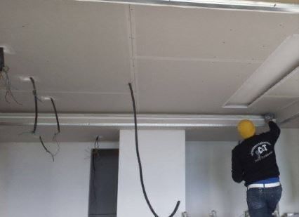 Archisio - Lavoro di Ct Pitturazioni E Cartongesso - C t pitturazioni e cartongesso una ditta attiva a la spezia e provincia nel settore edilizio La nostra azienda nasce nel 2007 quando i due soci con unesperienza trentennale nel settore hanno