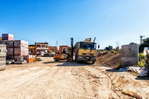 Archisio - Showroom di Rme Di Pisu srl - Fondata nel 1959 a pula come ditta specializzata nella vendita di materiali per il settore edile la rme Di aldo pisu un punto di riferimento per tutti coloro che necessitano di prodotti di alta