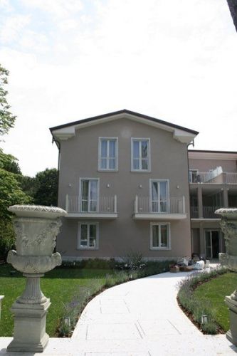 Archisio - Lavoro di Sc Edilizia - La nostra azienda dispone di uno staff professionale e esperto I nostri collaboratori sono tutti scelti in maniera accurata valutando le loro competenze tecniche e la capacit di soddisfare ogni es