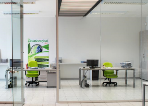Archisio - Lavoro di Disinfestazioni srl - La disinfestazioni srl offrePrevenzione correggere le condizioni strutturaliMonitoraggio delle infestazioni corretta identificazione delle specie e stima delle popolazioni e dei danni potenzial