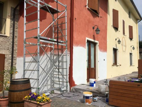 Archisio - Lavoro di Gelma Di Gelmini Cristian - Finiture di interni ed esterniRistrutturazioni Tinteggiature e decorazioni Cartongessi Isolamenti termici Risanamento muriResine