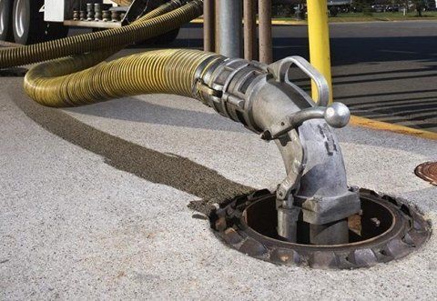 Archisio - Lavoro di Traslochi Mesagne Mpc Ambiente - Questa impresa svolge servizi di spurgo fognature noleggio bagni chimici pulizia conduttore e tubazioni interventi disinfestazione trasporto rifiuti specializzati di materiale non nocivo derattiz