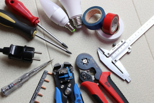 Archisio - Lavoro di Impianti Elettrici Mazzoleni - Impianti elettrici mazzoleni srl Residenti in via dante alighieri 13 24031 almenno san salvatore italia opere elettricheSe desidera pubblicare un suo articolo sullargomento opere elettriche