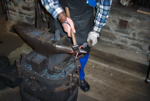 Archisio - Lavoro di Paolo Gallinone - Eseguo lavori di carpenteria di qualsiasi genere