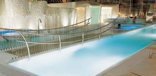 Archisio - Showroom di Afa Piscine - Azienda specializzata nella progettazione e realizzazione di piscine interrate nella manutenzione e nella fornitura di prodotti chimici